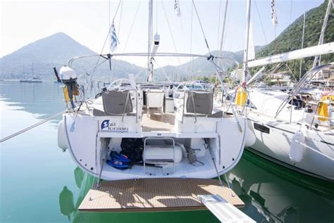 10 Ionian Yacht Tips For Smooth Sailing
