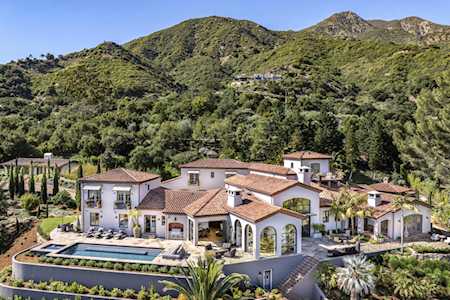 Caruso's Santa Barbara: Luxury Shopping Experience