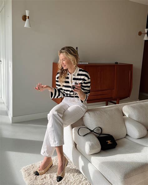 Coastal Grandmother Aesthetic