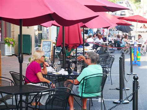 Courtyard Downtown Guide: Shop & Dine