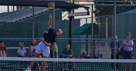D Young Tennis: Improve Your Serve