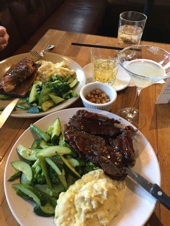 How Is Benchmark Eatery Rated? Best Sb Restaurants