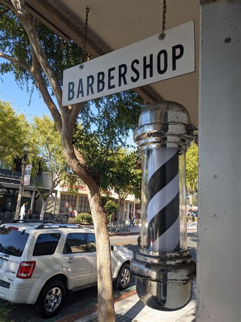 How Long Is Wait At Richie's Barber Shop? Get In Fast