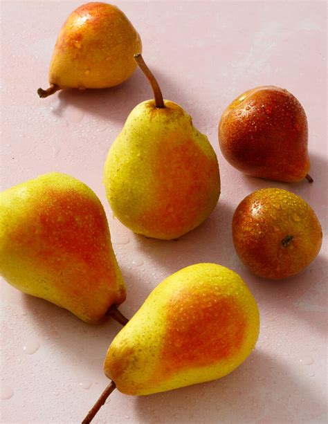 How To Pick Perfect Pears?