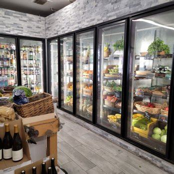 Los Olivos Grocery: Fresh Produce Delivered