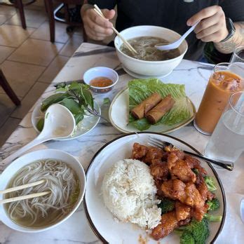 Pang Zi Noodle: Authentic Asian Cuisine Found