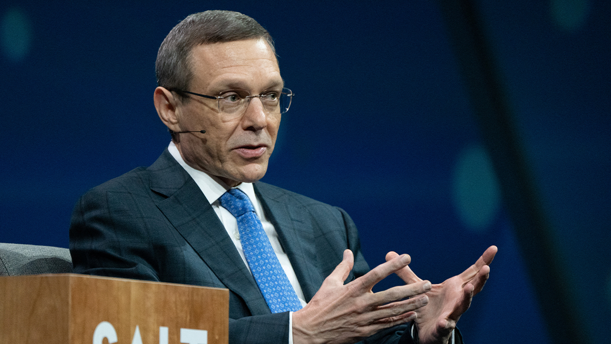 Physicist Avi Loeb Ufos Over Ukraine Are Not As Otherwordly As They