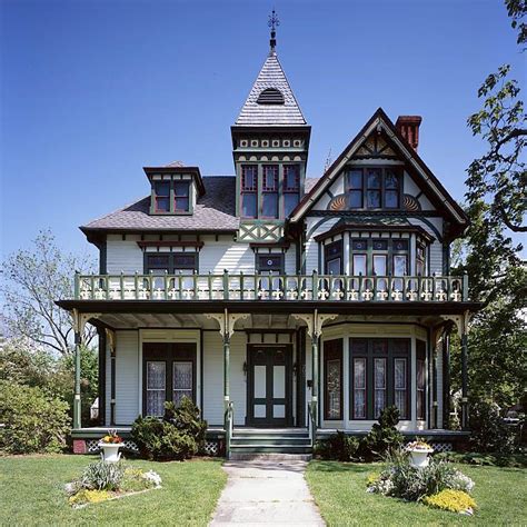 Queen Anne Homes