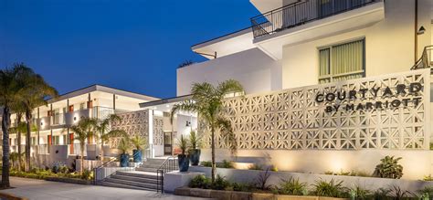 Santa Barbara Courtyard Guide: Plan Perfect Oasis