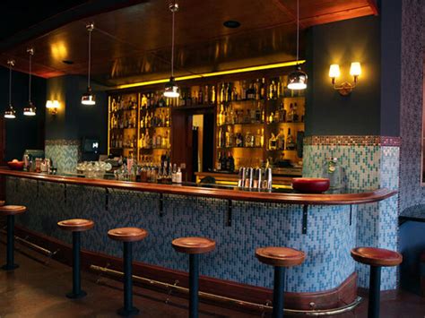Santa Barbara Nightlife: Best Bars Revealed