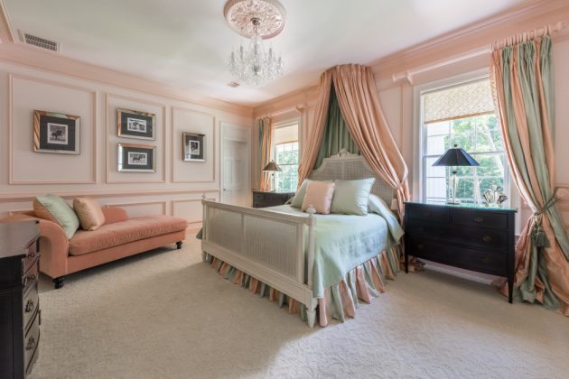 Shingle Style Homes: Timeless Designs For Cozy Living