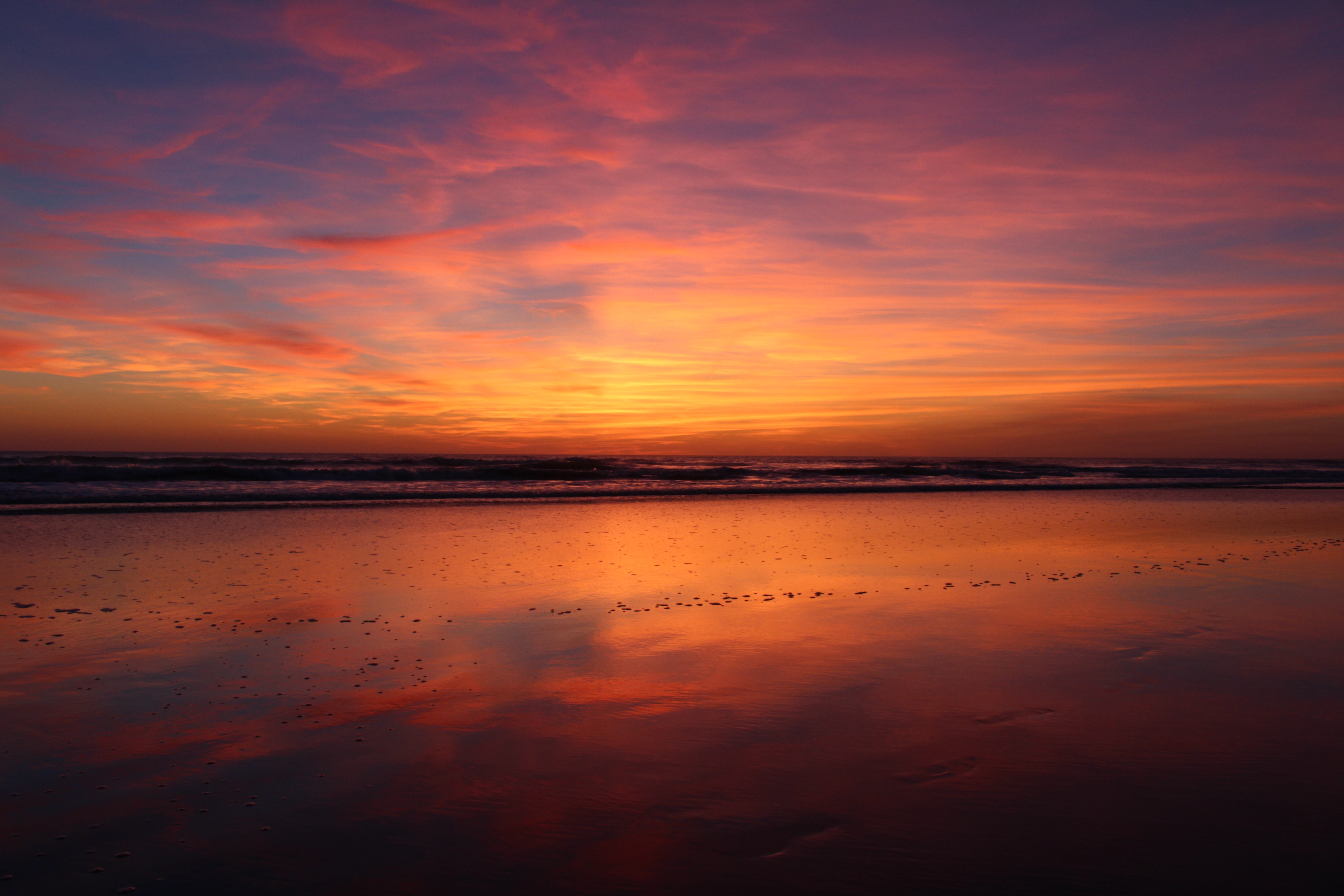 Sunset At The Palms: Relaxing Getaway Found