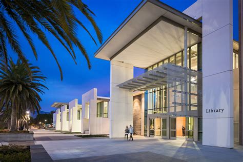 Ucsb Davidson Library