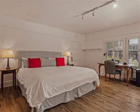 Upham Hotel Sb: Unbeatable Rates And Amenities