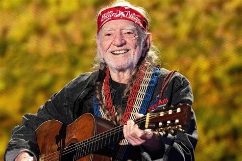 What Inspired Willie Nelson Willie? His Life Story