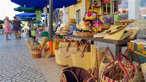 What Is Santa Cruz Market? Your Shopping Guide
