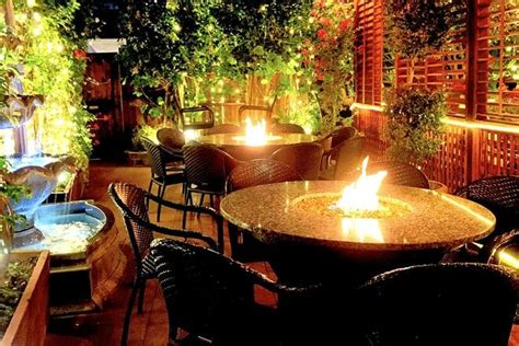 What Is Zaytoons Santa Barbara Ca? Best Mediterranean Food