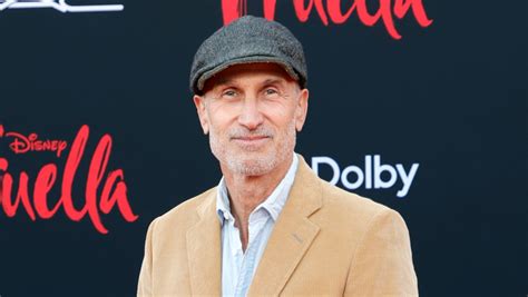 What Makes Craig Gillespie A Successful Director? Expert Insights