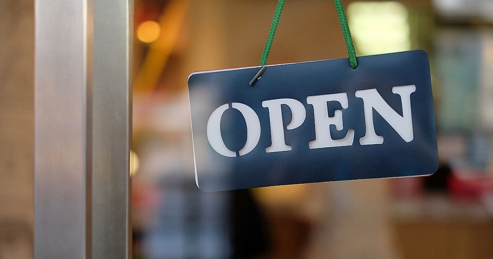When Open Apple Store In Santa Barbara? Hours & Directions